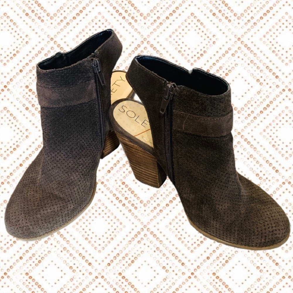 Sole Society Percin Heeled Ankle Boots - Picture 4 of 11